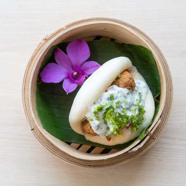 Falafel Yogurt Sauce Bao